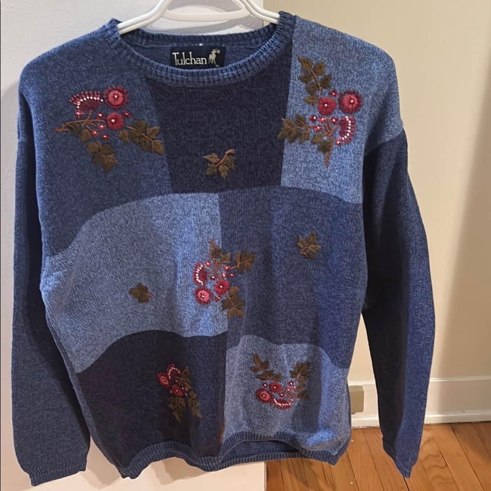 Tulchan Woman’s vintage Patchwork Sweater. Size Xl